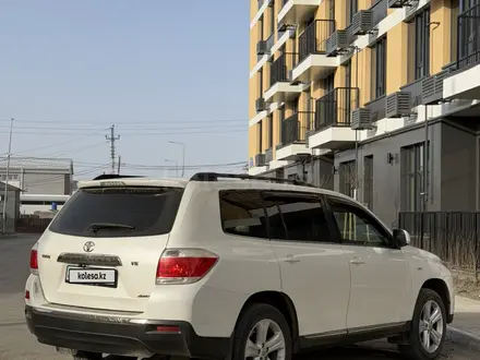 Toyota Highlander 2012 года за 13 000 000 тг. в Атырау – фото 5