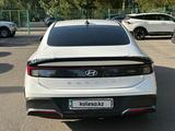 Hyundai Sonata 2023 года за 11 200 000 тг. в Алматы – фото 2