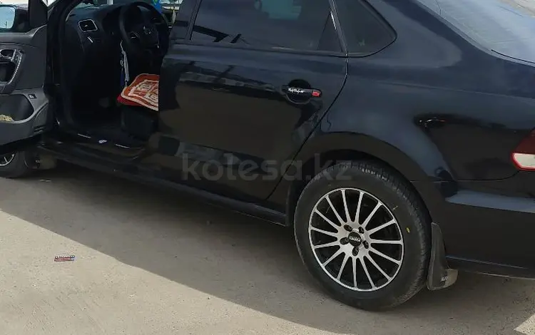 Volkswagen Polo 2015 года за 5 800 000 тг. в Алматы