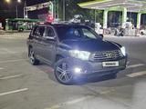 Toyota Highlander 2010 годаүшін9 500 000 тг. в Алматы