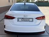 Hyundai Accent 2022 года за 7 500 000 тг. в Шымкент – фото 5