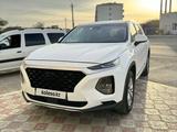 Hyundai Santa Fe 2019 года за 13 000 000 тг. в Жанаозен