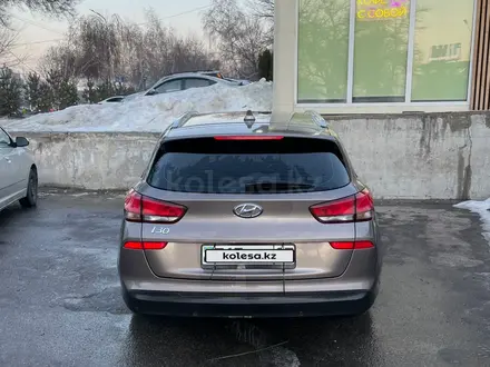 Hyundai i30 2022 года за 7 900 000 тг. в Алматы – фото 4