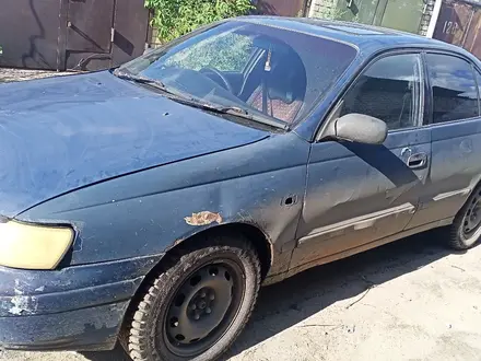 Toyota Carina E 1992 года за 900 000 тг. в Семей – фото 2