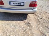 Mercedes-Benz E 240 1997 года за 3 600 000 тг. в Шымкент – фото 4