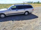 Mercedes-Benz E 240 1997 года за 3 600 000 тг. в Шымкент – фото 3