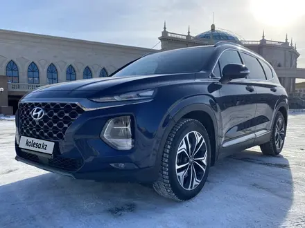 Hyundai Santa Fe 2020 года за 14 000 000 тг. в Атырау