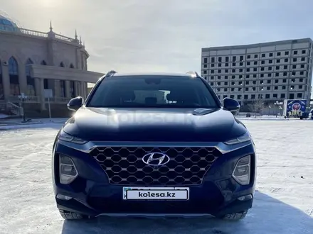 Hyundai Santa Fe 2020 года за 14 000 000 тг. в Атырау – фото 3