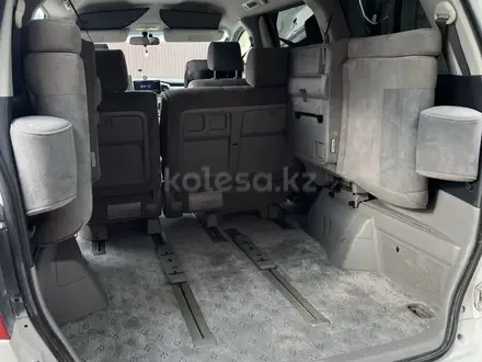 Toyota Alphard 2004 года за 8 500 000 тг. в Атырау – фото 7