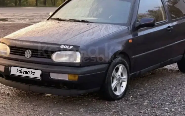 Volkswagen Golf 1992 годаүшін1 100 000 тг. в Караганда