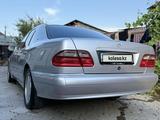 Mercedes-Benz E 320 2001 года за 4 500 000 тг. в Алматы – фото 2