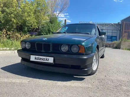 BMW 520 1993 года за 1 500 000 тг. в Караганда