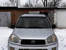Toyota RAV4, 2001