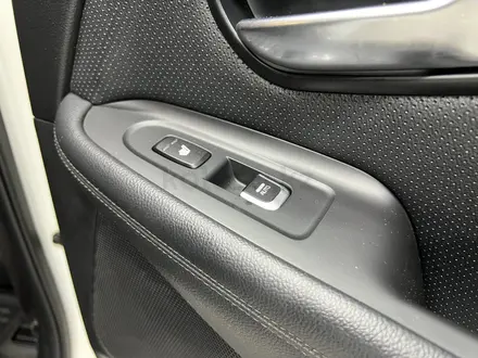 Kia Carens 2015 года за 7 000 000 тг. в Актау – фото 8