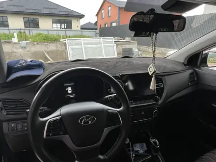 Hyundai Accent 2021 года за 7 200 000 тг. в Алматы – фото 7