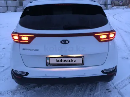 Kia Sportage 2021 года за 12 500 000 тг. в Актобе – фото 9