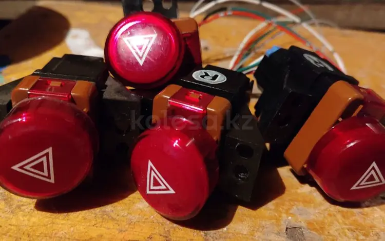 Климат контроль кнопка аварийки за 15 000 тг. в Алматы