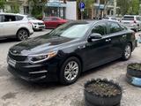 Kia Optima 2018 года за 9 100 000 тг. в Астана