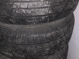 Шины с дисками на Крузак 100, R16/70/275, оригиналүшін100 000 тг. в Актобе – фото 2