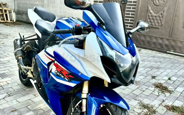 Suzuki  GSX-R 1000 2011 годаүшін3 100 000 тг. в Алматы