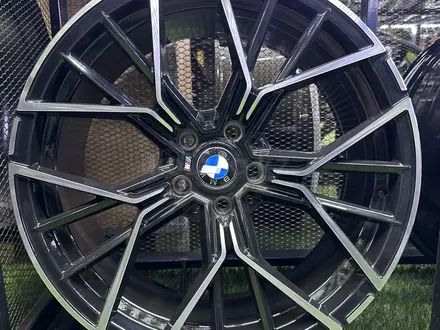 BMW f10 r19/5/112 РАЗНО Широкие за 358 000 тг. в Караганда