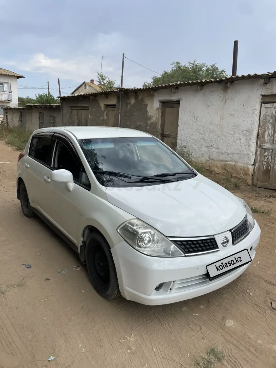 Nissan Tiida, 2005