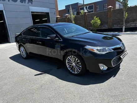 Toyota Avalon 2013 года за 7 950 000 тг. в Атырау – фото 18