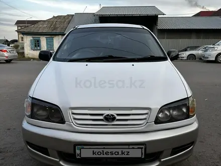 Toyota Ipsum 1997 года за 3 200 000 тг. в Алматы – фото 2