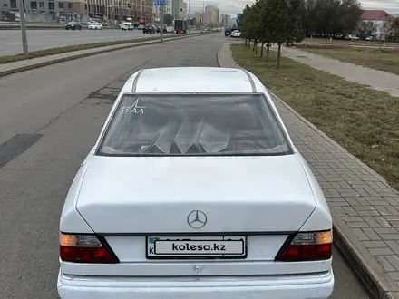 Mercedes-Benz E 230 1993 года за 900 000 тг. в Астана – фото 8