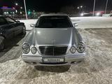 Mercedes-Benz E 320 2001 года за 6 000 000 тг. в Балхаш – фото 3