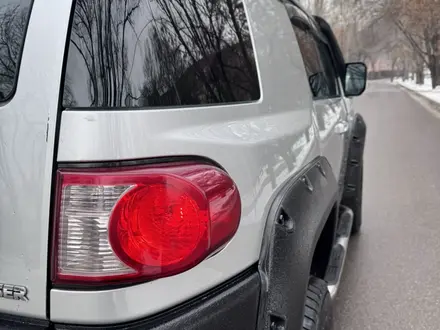 Toyota FJ Cruiser 2007 года за 12 700 000 тг. в Алматы – фото 10