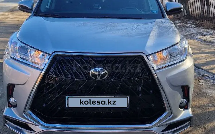 Toyota Highlander 2019 годаүшін17 200 000 тг. в Актобе