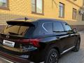 Hyundai Santa Fe 2022 года за 18 000 000 тг. в Уральск – фото 3
