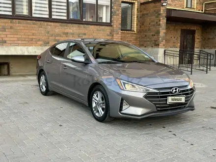 Hyundai Elantra 2020 года за 6 500 000 тг. в Уральск