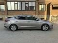 Hyundai Elantra 2020 годаүшін6 500 000 тг. в Уральск – фото 4