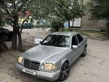 Mercedes-Benz E 220 1993 года за 950 000 тг. в Талдыкорган