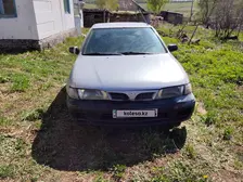 Nissan Almera, 1996