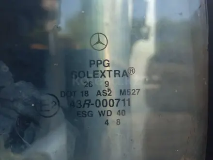 Стекло задней двери, левое правое и форточка на Mercedes-Benz E320 за 5 000 тг. в Алматы – фото 6