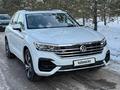 Volkswagen Touareg 2018 года за 26 500 000 тг. в Астана – фото 18