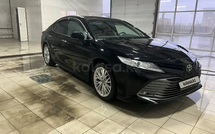 Toyota Camry 2018 годаfor14 900 000 тг. в Костанай