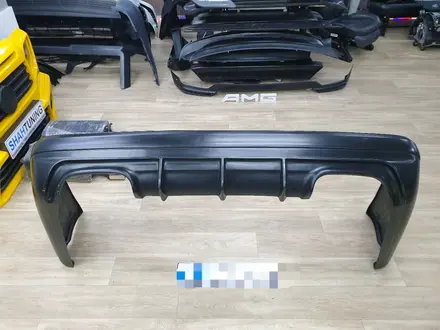 Тюнинг задний бампер AMG e55 с диффузором для w210 Mercedes Benz за 85 000 тг. в Алматы – фото 3