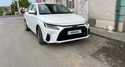 Toyota Yaris 2022 года за 9 400 000 тг. в Шымкент – фото 2