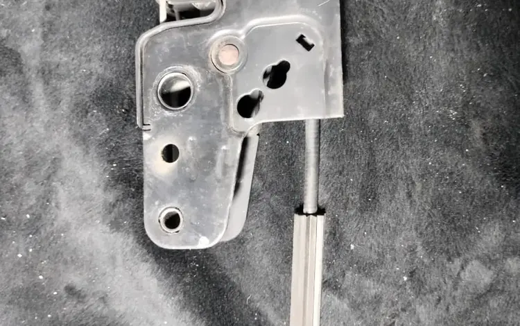 Замок капота за 5 000 тг. в Алматы