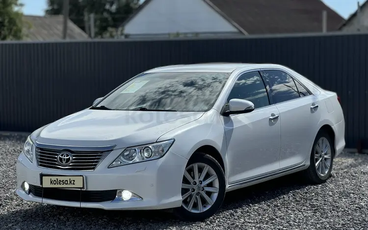 Toyota Camry 2012 годаүшін10 200 000 тг. в Актобе