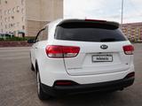 Kia Sorento 2015 года за 6 200 000 тг. в Актобе – фото 3