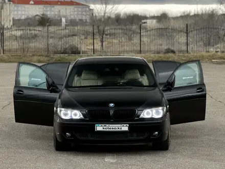 BMW 740 2005 года за 7 700 000 тг. в Тараз