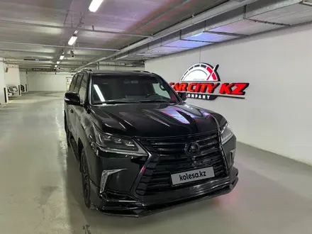 Lexus LX 570 2016 года за 39 300 000 тг. в Астана