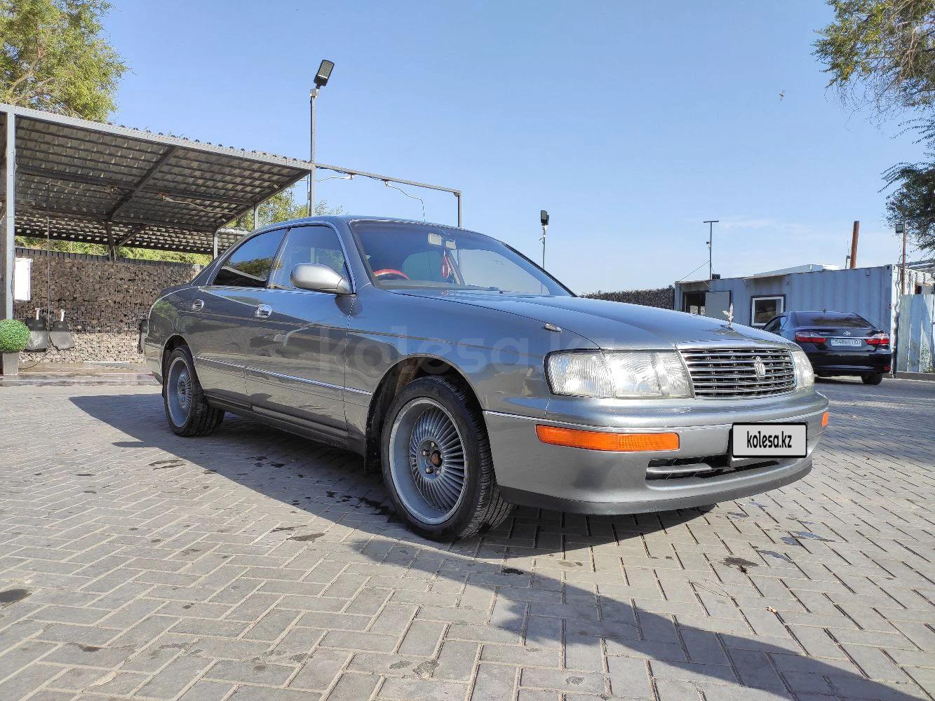 Toyota Crown 1993 г.