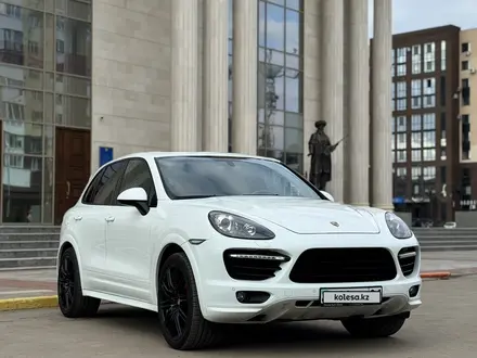 Porsche Cayenne 2014 года за 19 000 000 тг. в Петропавловск – фото 3