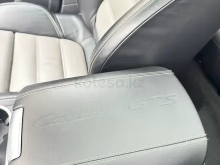 Porsche Cayenne 2014 года за 19 000 000 тг. в Петропавловск – фото 18